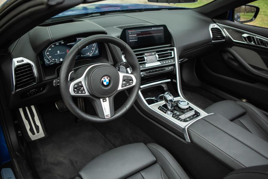 Торпедо BMW M850i xDrive Convertible (G14) 2019 года  (NA) (фото 5 из 59)